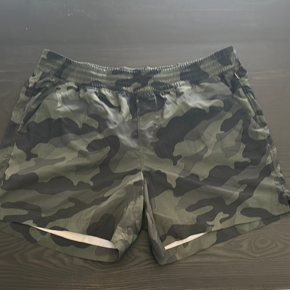 Old Navy Green and Black Athletic Shorts